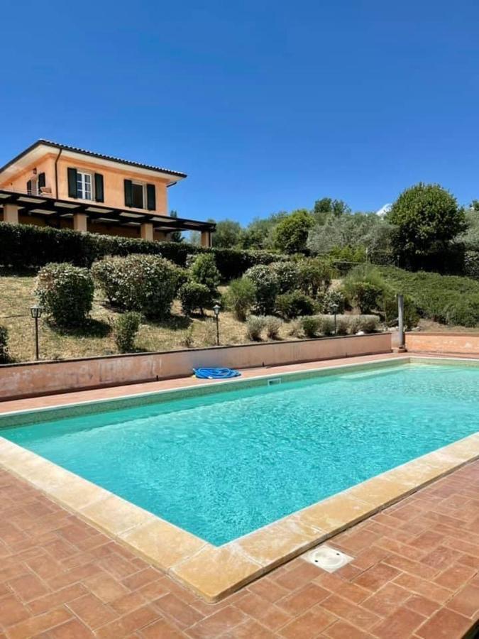 La Posta Di Bacco Bed & Breakfast Gualdo Cattaneo Екстериор снимка